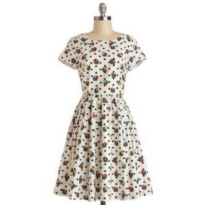 Bea and Dot Dress bu Mod Cloth